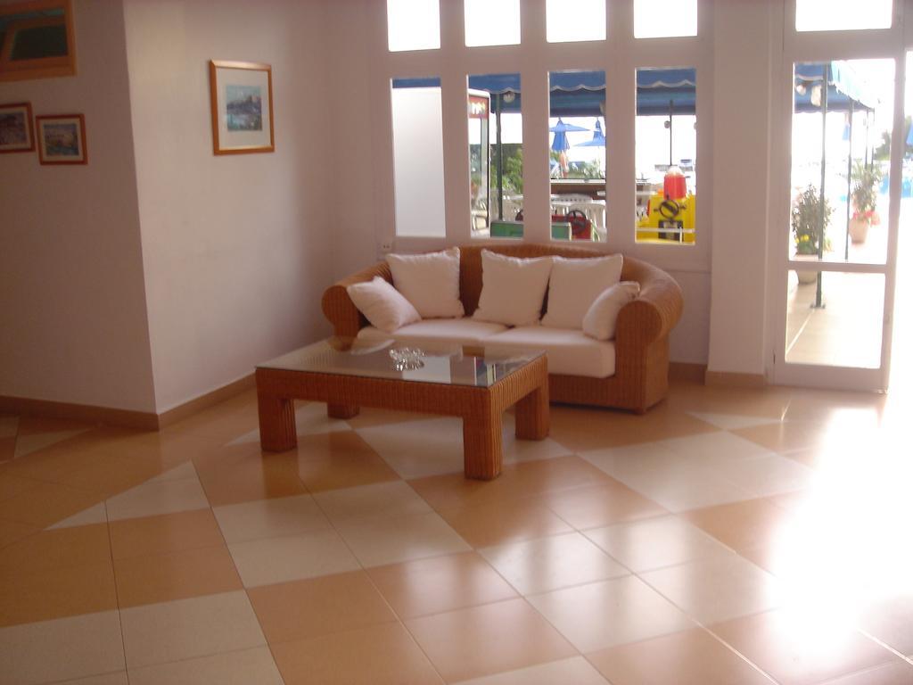 Apartamentos Vistamar Santo Tomas Exterior photo